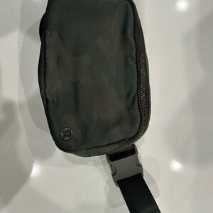 Men's Black Camouflage Bag